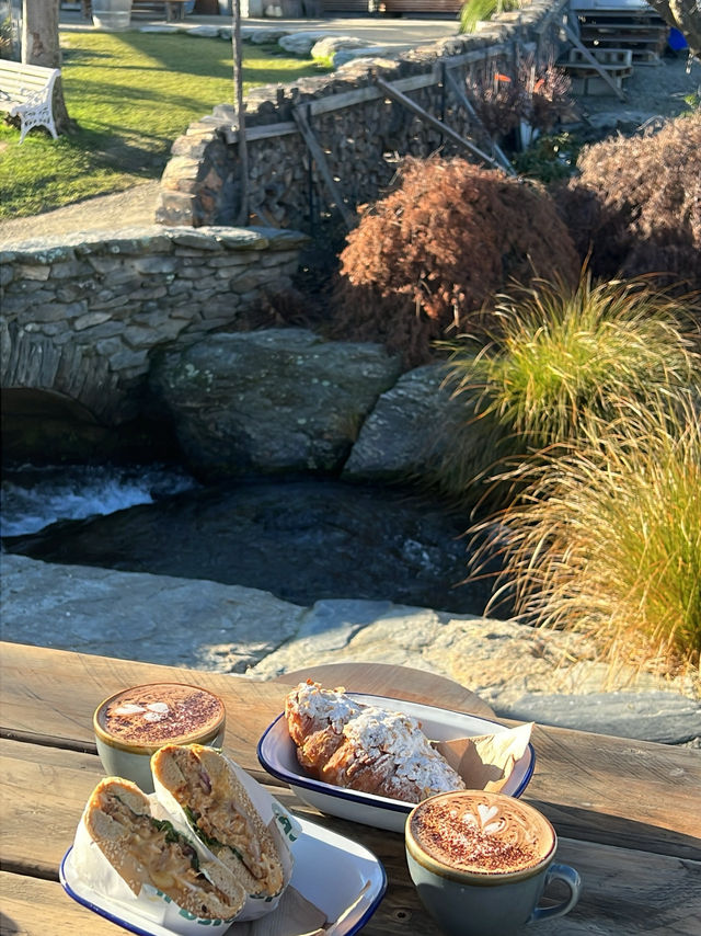 ☕️🥯 Curbside Coffee & Bagel – Queenstown