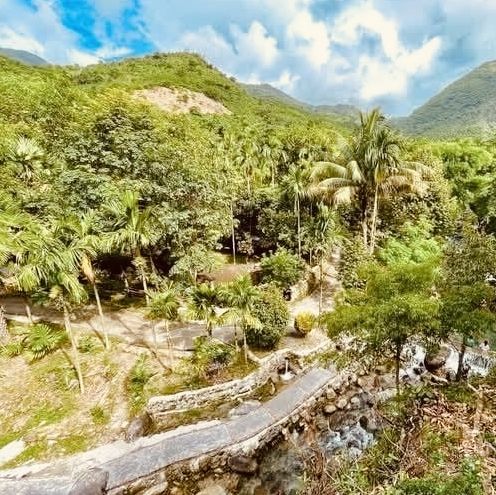 🌄 Adventure Awaits: Solo Trek to Zinkyaik Mountain, Myanmar! 🌿✈️