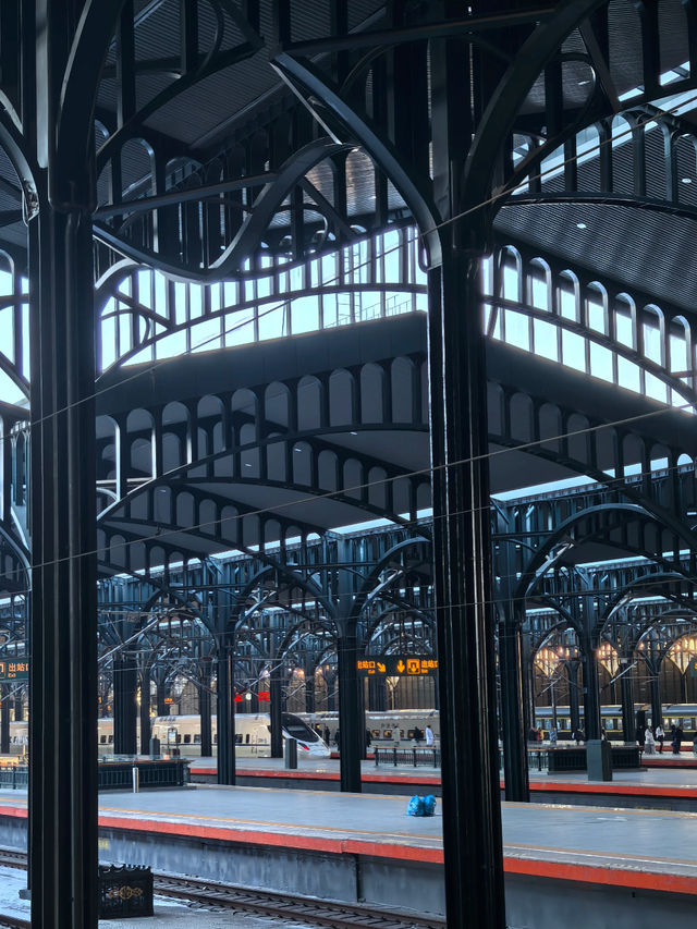🪄 You’re not in Hogwarts, but this train station in Harbin