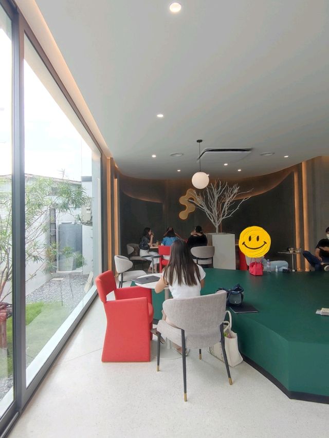 ☕ : FigureGround Cafe คาดฟ่สุทธิสาร ดินแดง