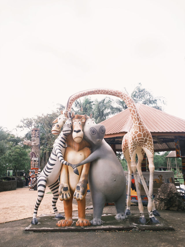 สวนสัตว์เปิดเขาเขียว 🌳🐘🦒🦌🌲