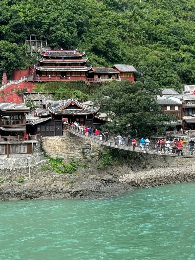 Crossing Luding Bridge