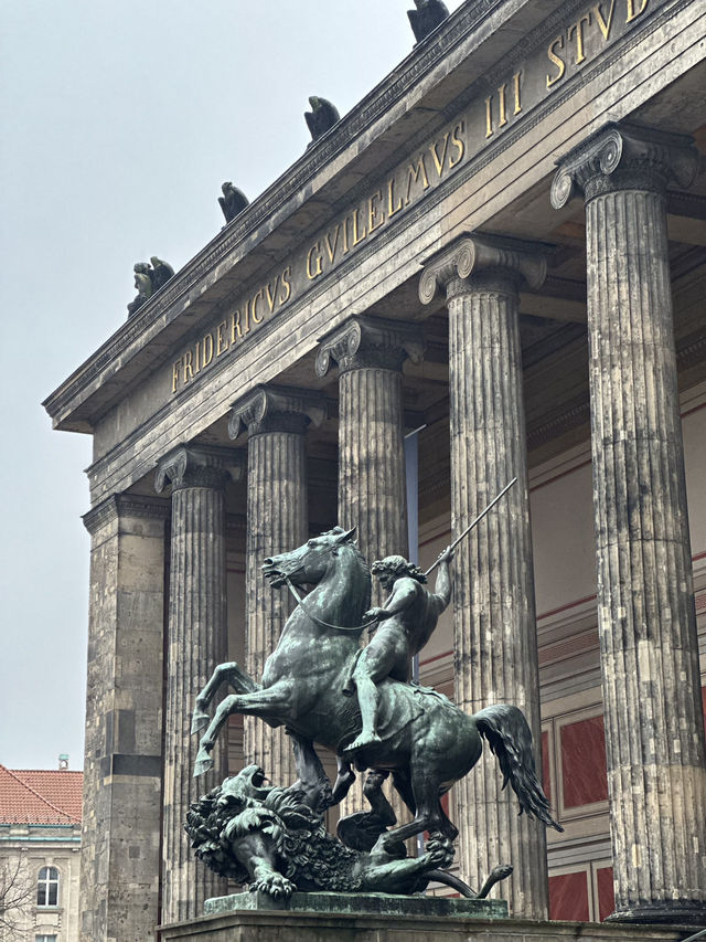 Altes Museum: Schinkel’s Neoclassical Time Machine (Bring Your Own Olympus) Altes Museum: Schinkel’s Neoclassical Time Machine (Bring Your Own Olympus)