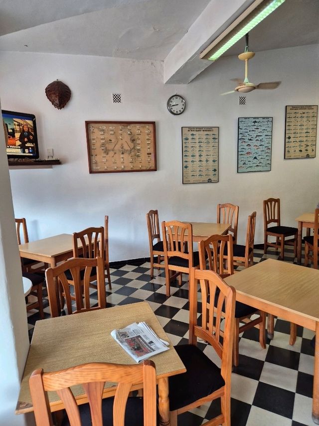 🥪 항구 사람들과 함께 마시는 커피, Bar La Payesa 🥪