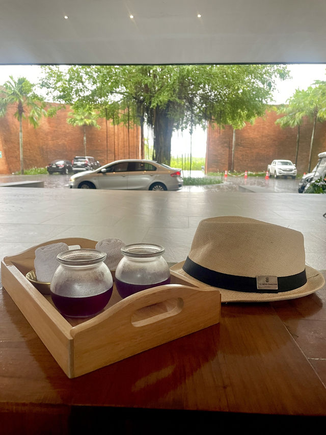 Pullman Khaolak โรงแรมหรูริมทะเล เขาหลัก