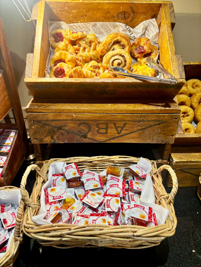【新西蘭北島】羅托魯瓦卓越酒店餐飲體驗：毛利族人特色餐點和表演