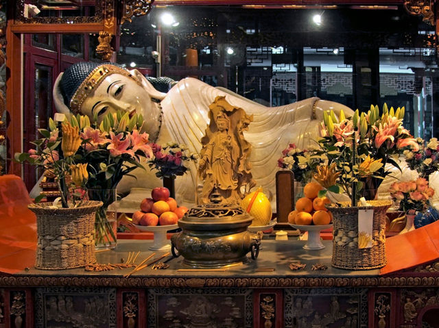 Jade Buddha Temple ความสงบกลางมหานครเซี่ยงไฮ้
