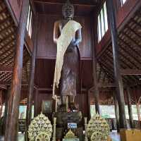 🌳 วัดหลวงขุนวิน จุดหมายปลายทางสำหรับสายสงบ