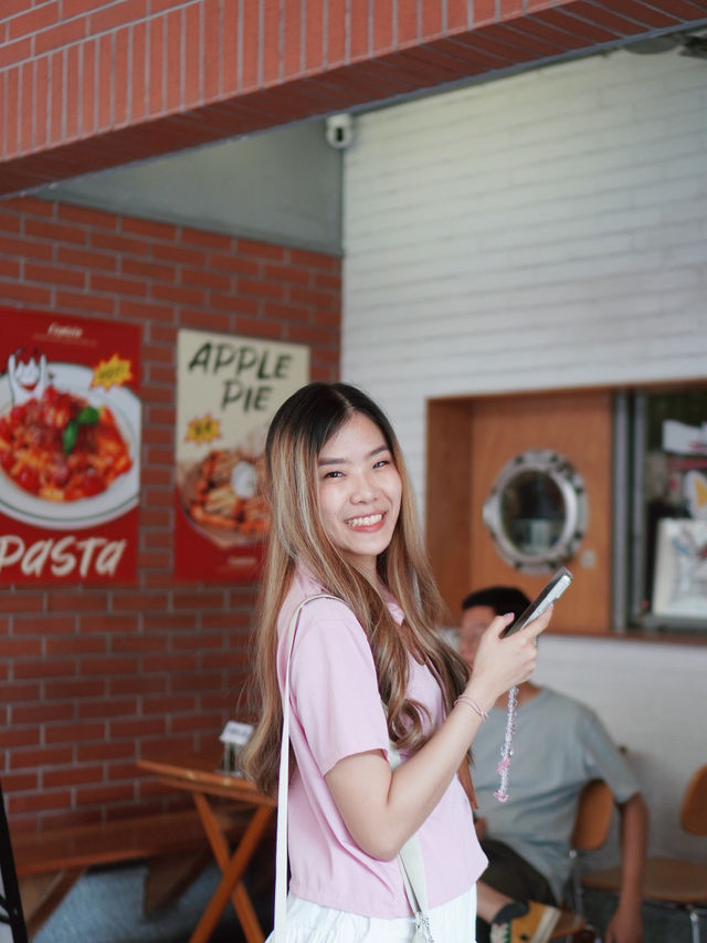 Strolling Around Guangzhou