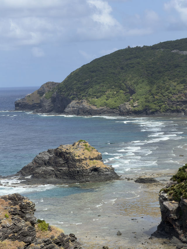 Shika, Scuba Diving, and Solitude on Ala Island Shika, Scuba Diving, and Solitude on Ala Island