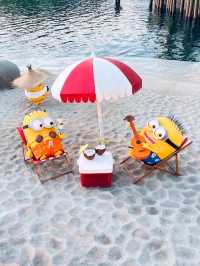 💛 “The Banana Icon: Minion Statue at Universal Studios Beijing”