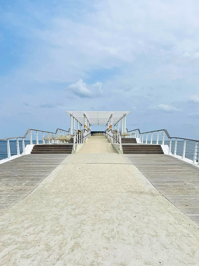 ☕️ Coffee Break by the Sea – Inage Seaside Park, Chiba