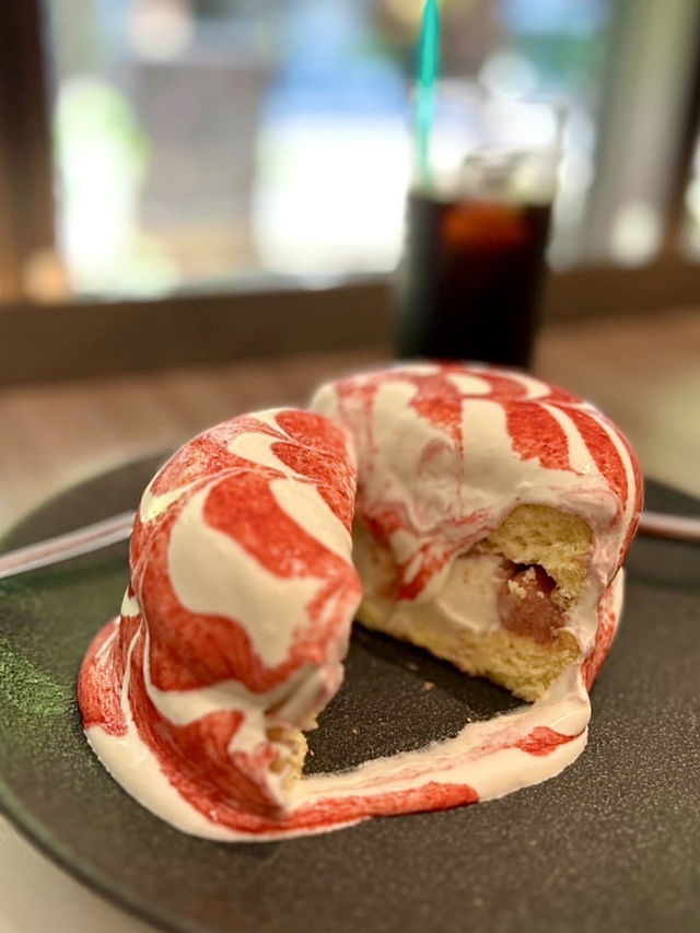 🥞 A Lush Café Escape in Nihonbashi – ISHIYA Nihonbashi