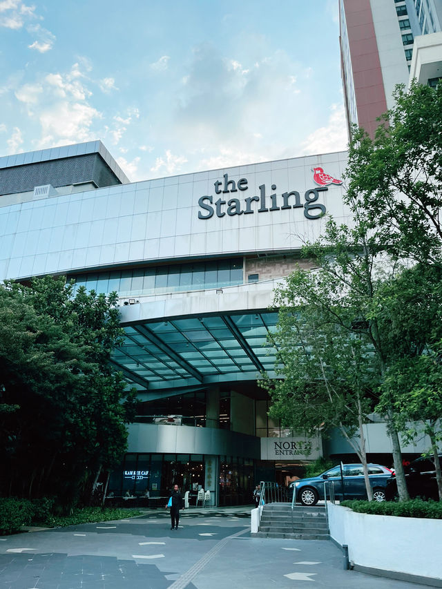 The Starling: A Unique Mall in the Heart of a Park 
