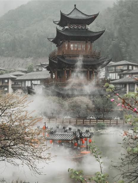 推薦最迷人的古建築夜色這裡必去🌹 推薦最迷人的古建築夜色這裡必去🌹