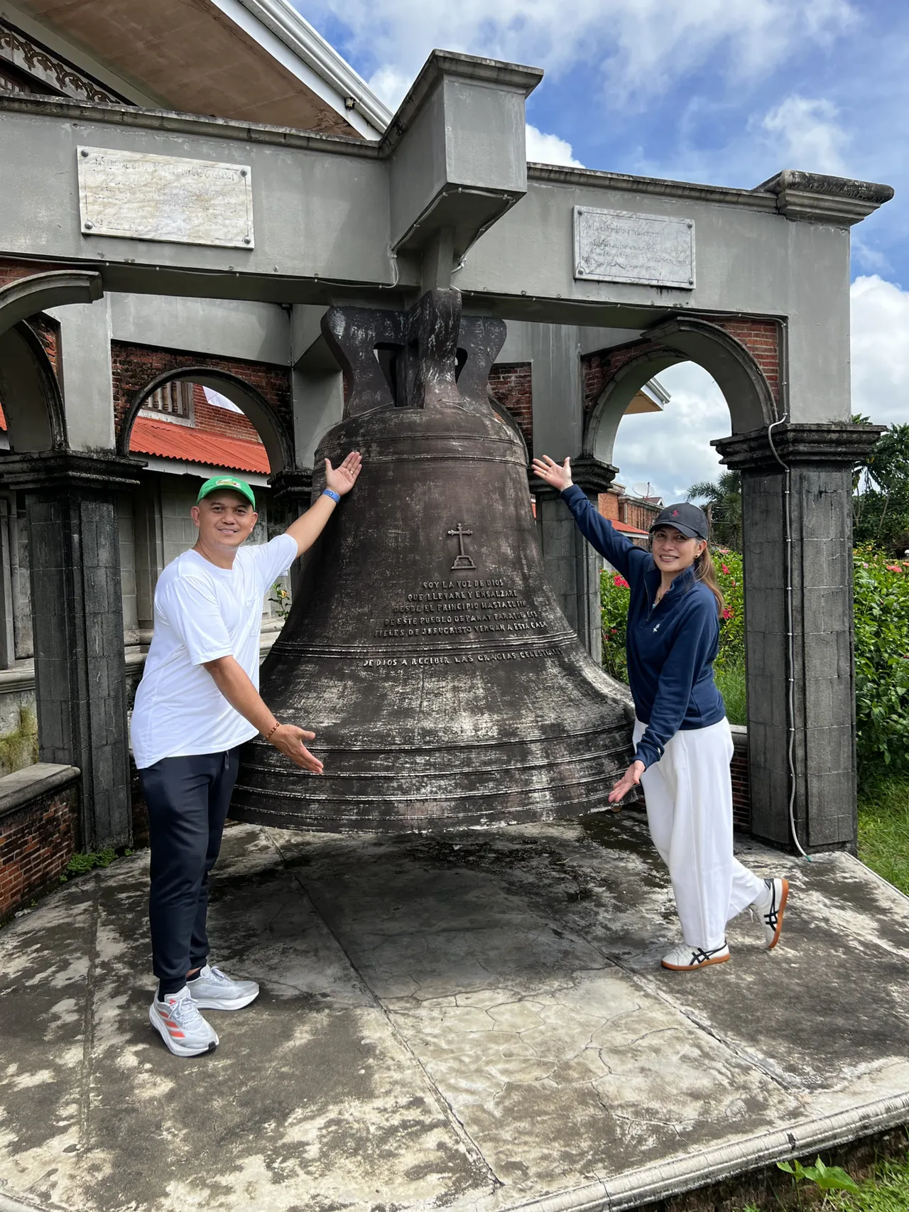Metro Manila, Kalibo & Roxas City 4-Day Elderly-Friendly Culture & Nature Tour