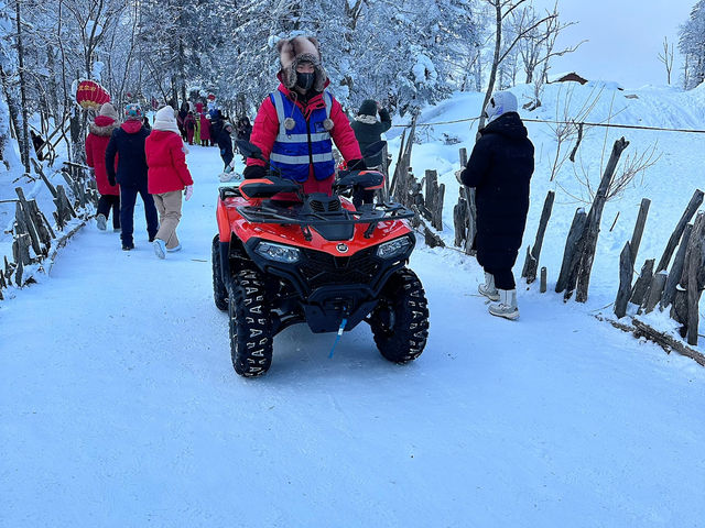Snow Bliss in a Snow Valley ☃️❄️🥰 Snow Bliss in a Snow Valley ☃️❄️🥰