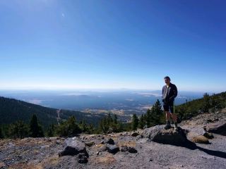⛰️【Humphreys Peak 續篇】遺憾也是一種圓滿｜止步於 Agassiz Saddle 的壯麗與和解 🌤️🥾