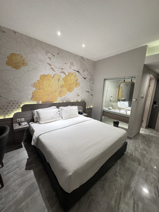Stay Nyaman di Yulia Hotel