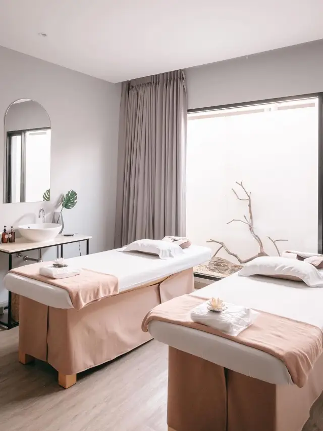 ZENVANA Wellness Spa in Bangkok 