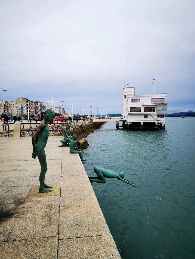 Seaside Serenity: Discovering Santander’s Charm