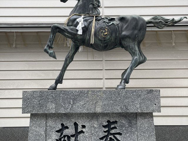Hakata Old Town’s Waka Hachimangu shrine 