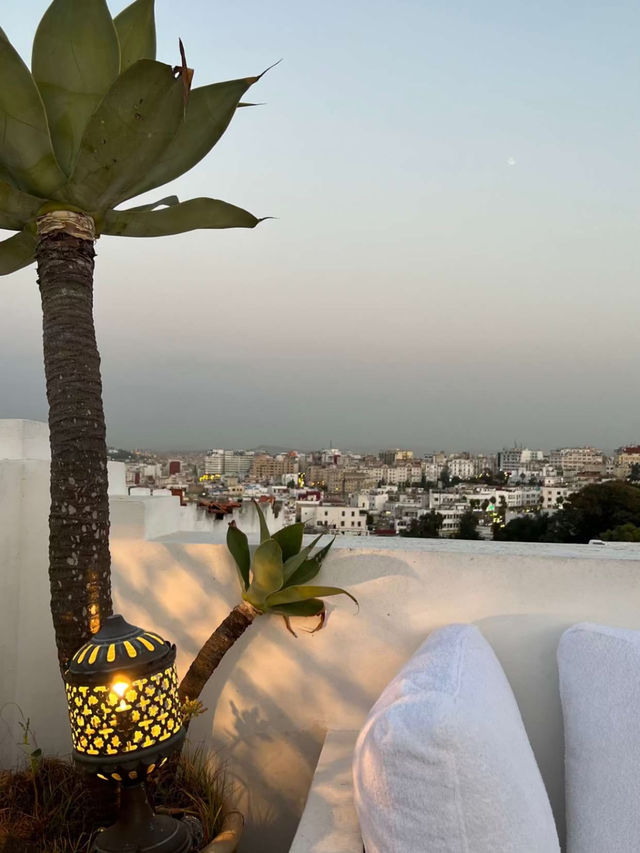 Santorini Dreams: Where the Sky Meets the Sea 🌅💙