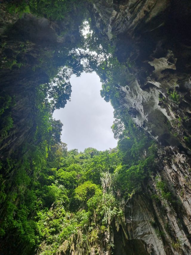 Batu Caves: a hidden (not so hidden now) gem in Kuala Lumpur 