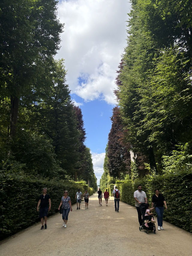 Day Trip to Potsdam - 40 Mins from Berlin City Centre ✨