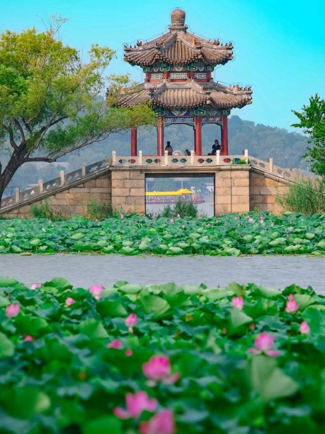 🌿 Summer Palace – An Imperial Garden of Tranquility and Grandeur