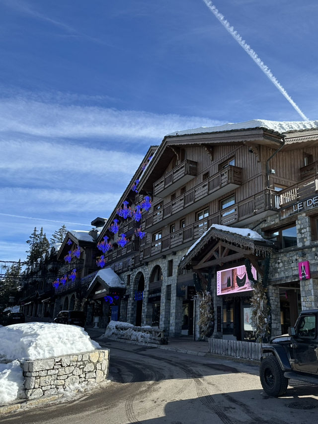 ❄️ The Pinnacle of Alpine Luxury 🏔️