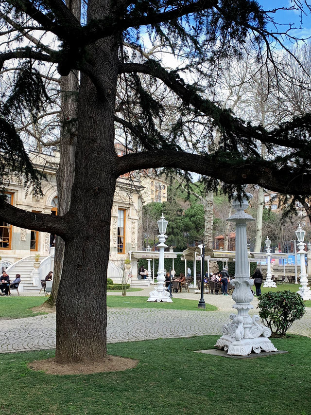 🌿 Ihlamur Kasrı: A Hidden Ottoman Pavilion in the Heart of Istanbul
