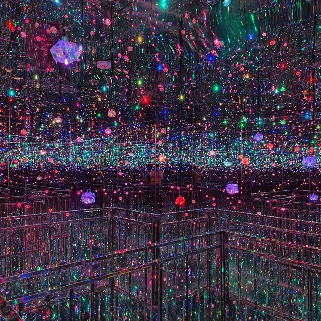 Van Gogh Immersive Experience, what a trip !