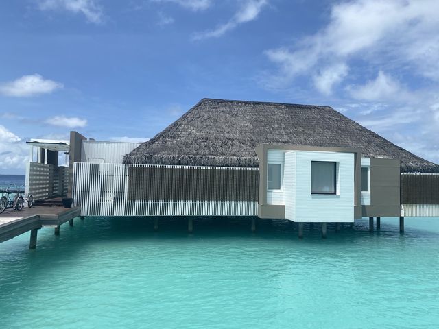 Maldives | So beautiful ‼️ Don't miss out on White Horse Manor.