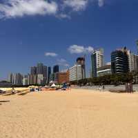 Busan’s best beach, Haeundae Beach 🏝️🌞🌊