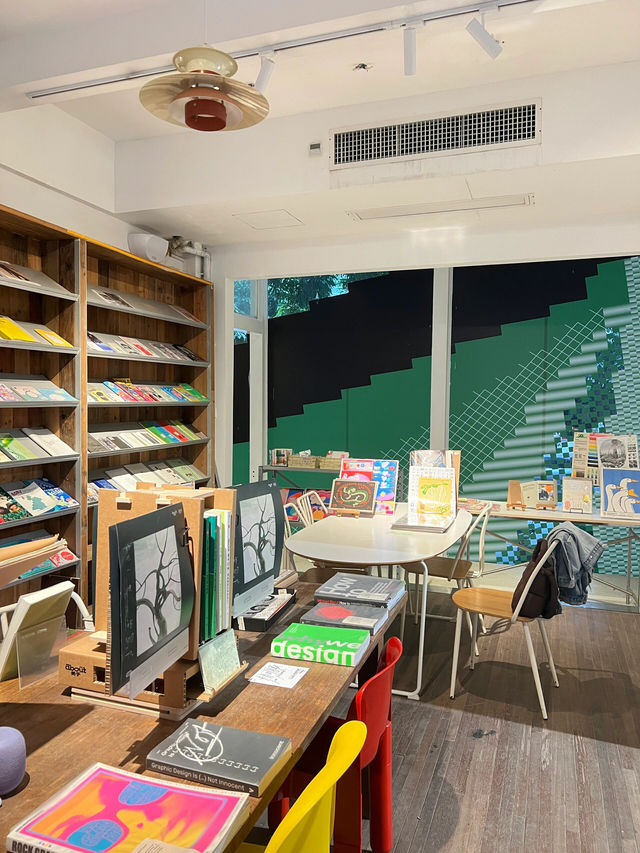 在廣州｜藏在林和西轉角的髒像素書店