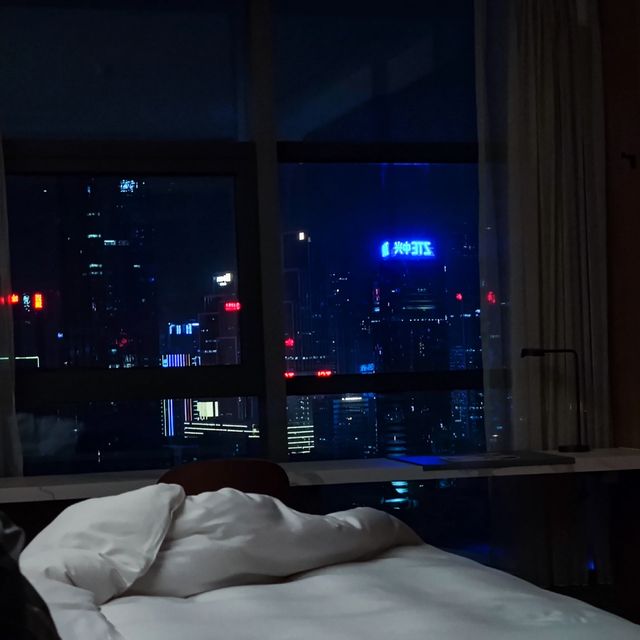 深圳南山科技園寶藏輕奢酒店