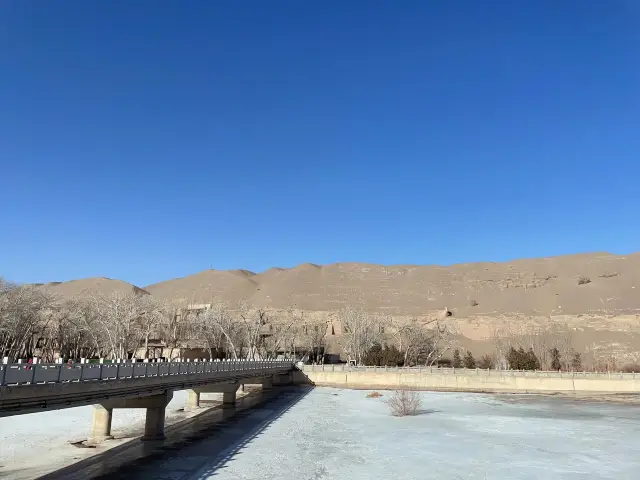 特種兵一日遊|敦煌博物館莫高窟鳴沙山