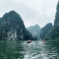 Mountains and Caves Galore in Ninh Binh 🇻🇳