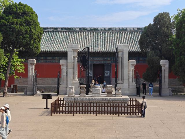 想稱袁陵被拒,只能改叫袁林 想稱袁陵被拒,只能改叫袁林