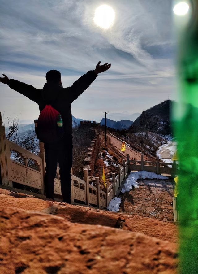 唐山青龍山登頂之路
