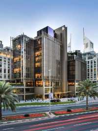 🌟 Luxe Dubai Digs: Four Seasons Hotel DIFC 🌟