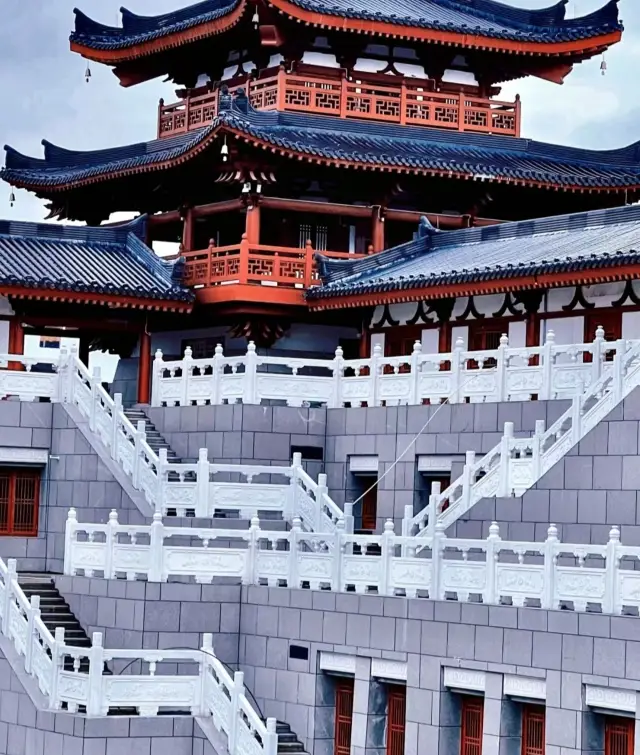 Explore the mysteries of Dazhou.