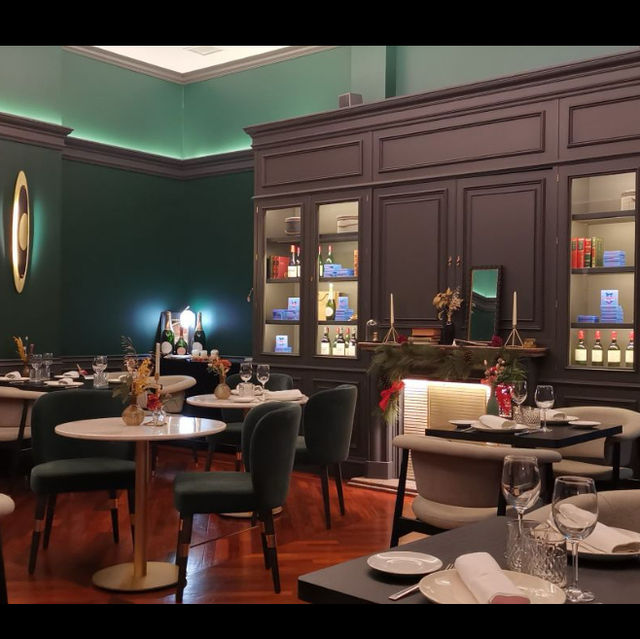 Luxury affordable hotel in Toledo 