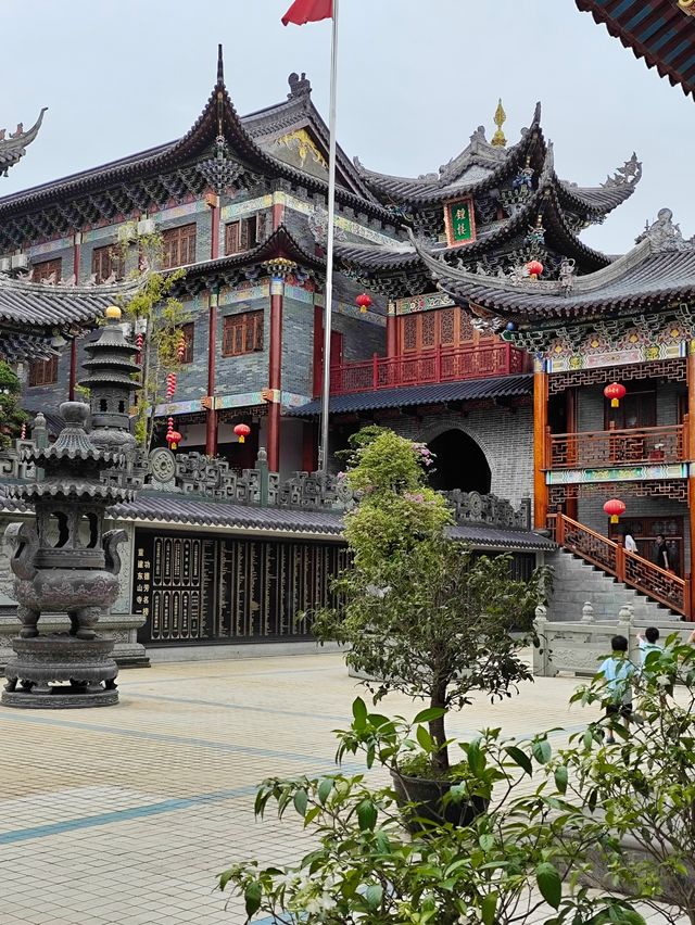 深圳•東山寺。