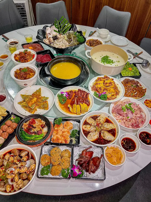 Chengdu people, you are too picky. I found authentic Cantonese flavor. I see who else says that Chengdu only has hot pot and skewers, and it's spicy. This is authentic, opened by a Cantonese boss. 