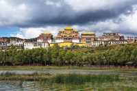 香格里拉松贊林寺 | 必看攻略。