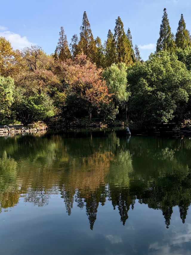 長風公園秋景。