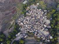 雲南昆明呈貢梁王山和元陽梯田