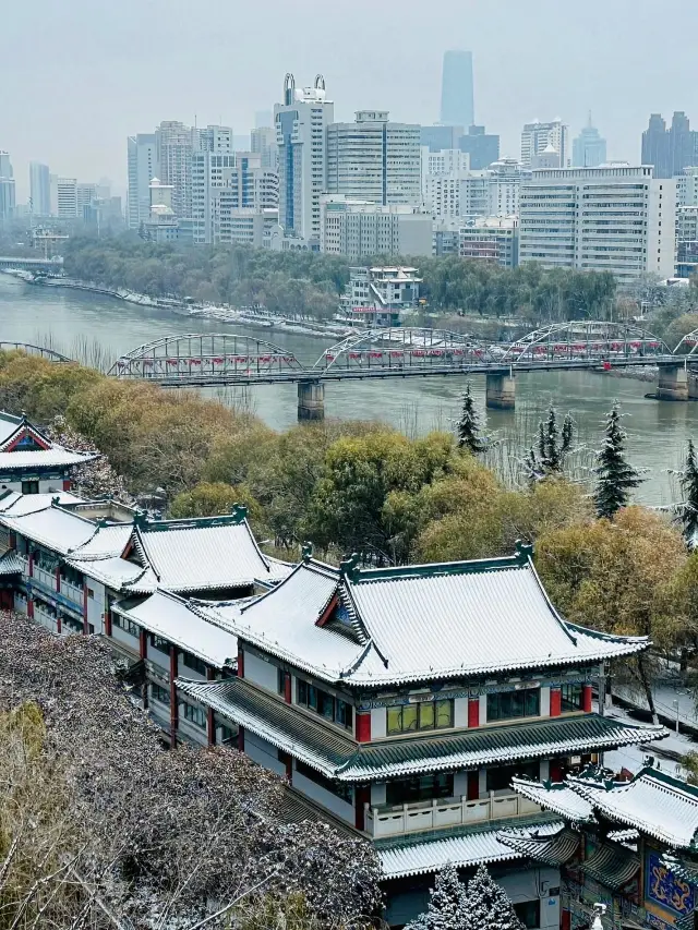 5-Day Gansu Tour: Lanzhou-Zhangye-Jiayuguan, A Must-Have for Your Social Media Feed